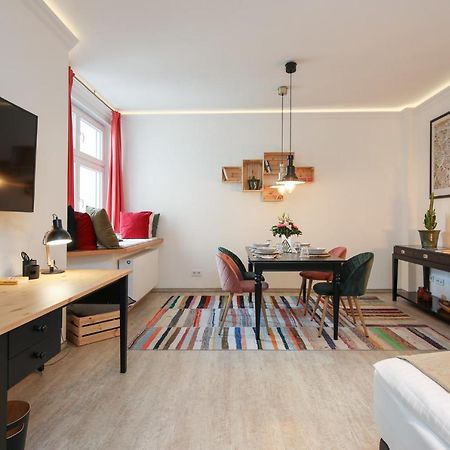 4 Personen Altbau Nahe Kurfuerstendamm - Macbeth برلين المظهر الخارجي الصورة